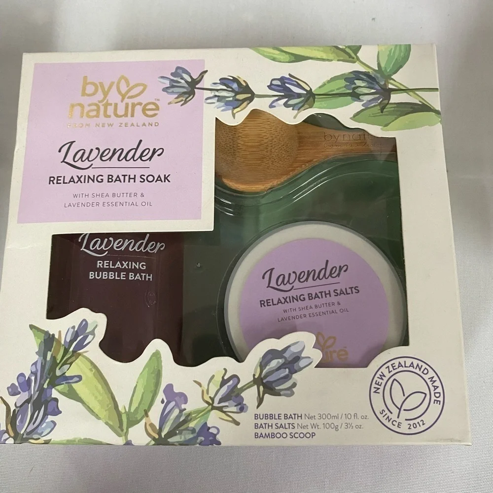 By Nature Lavender Relaxing Bath Soak (CV)
